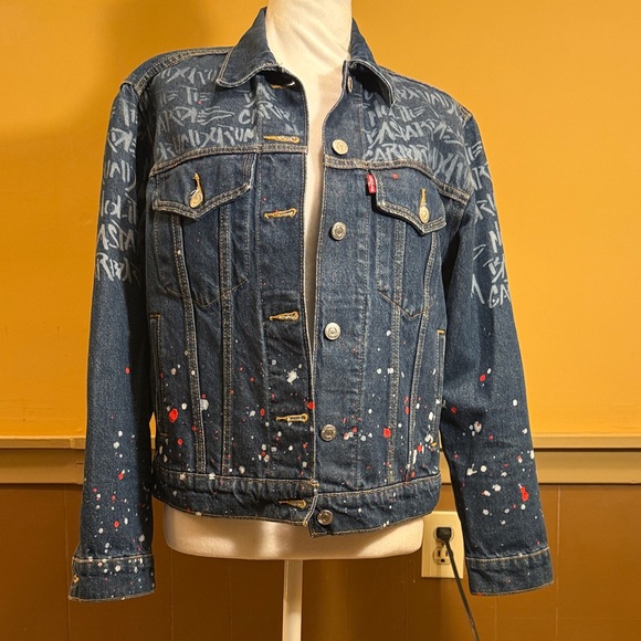 Levi's Jackets & Blazers - Levis Limited Edition Handmaids Tale Ex-Boyfriend Denim Trucker Jacket  Sz S